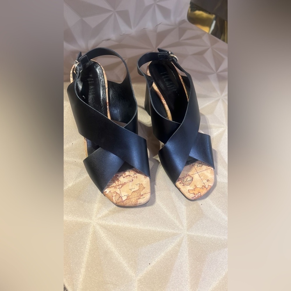 Made in Italy Black and Tan Cross Strap leather Heels EU 37